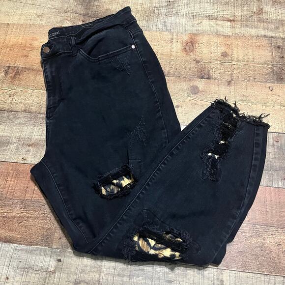 Judy Blue Women's Black Denim Leopard Patch Distressed Skinny Fit Jeans Sz 20W - Picture 2 of 8